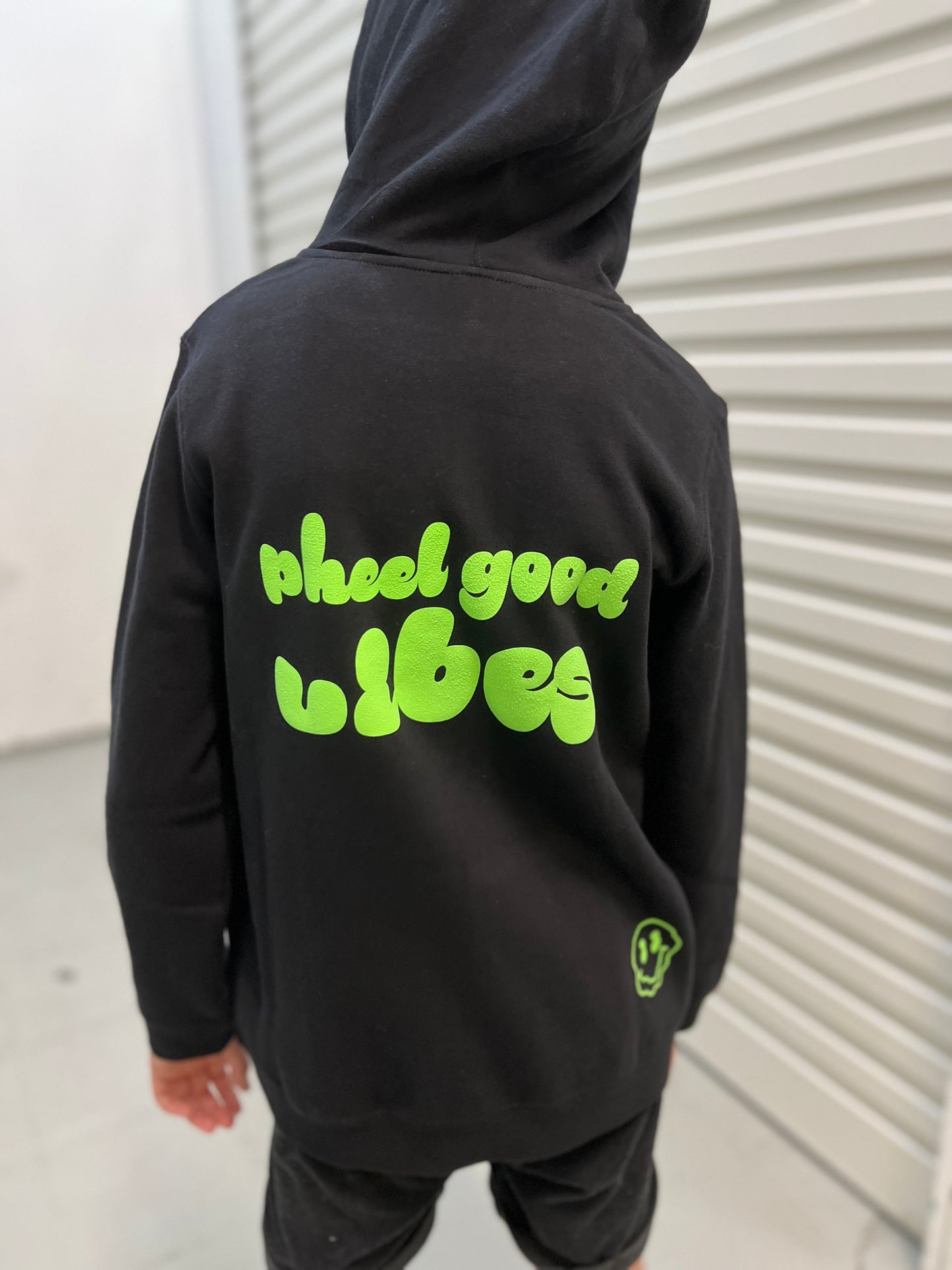 Pheel Good Vibes Hoodie in Neon Jet