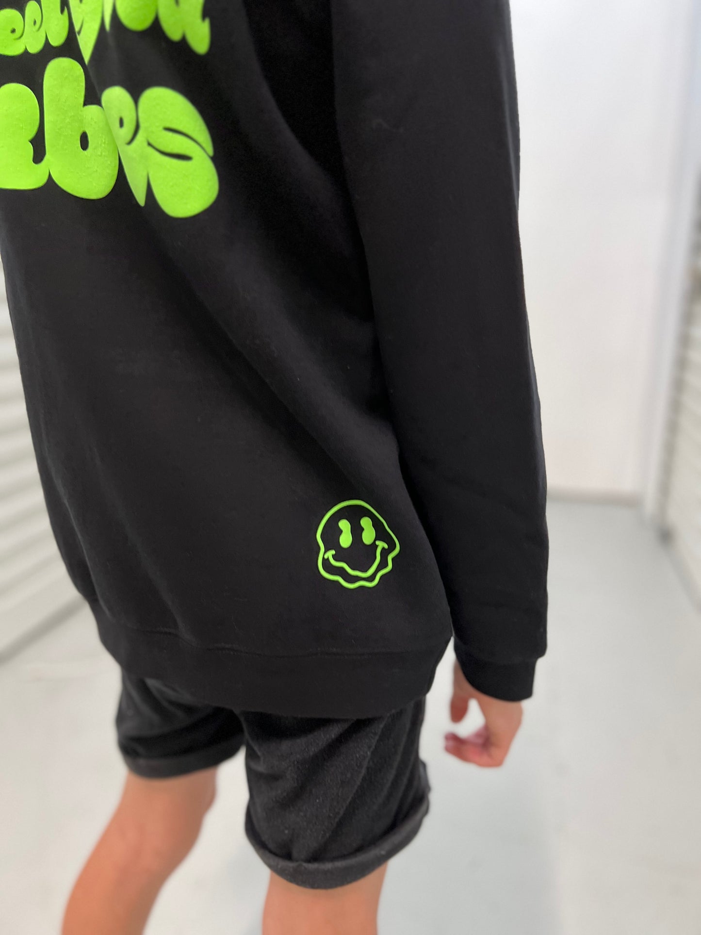 Pheel Good Vibes Hoodie in Neon Jet