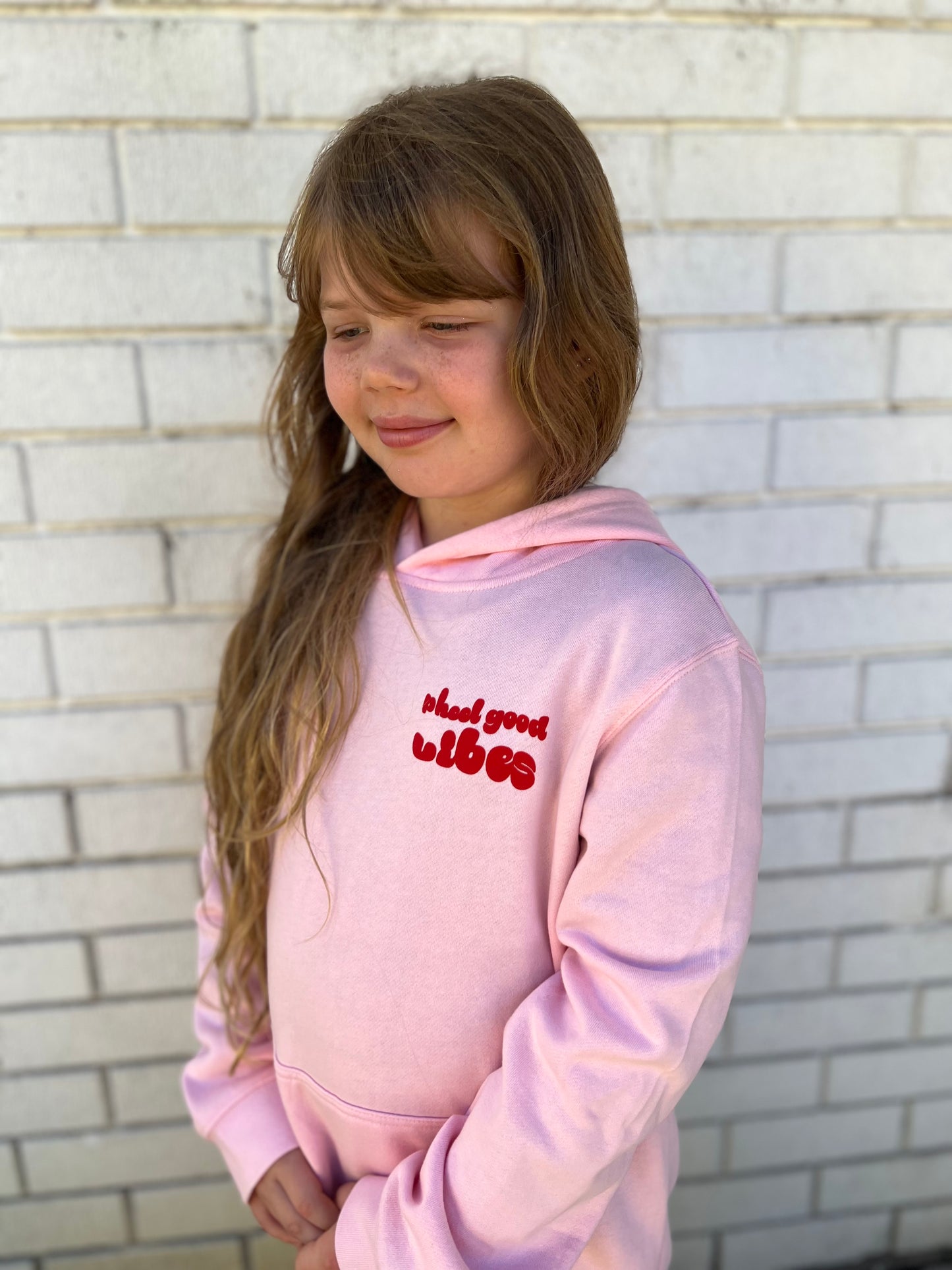 Pheel Good Vibes Hoodie in Berry