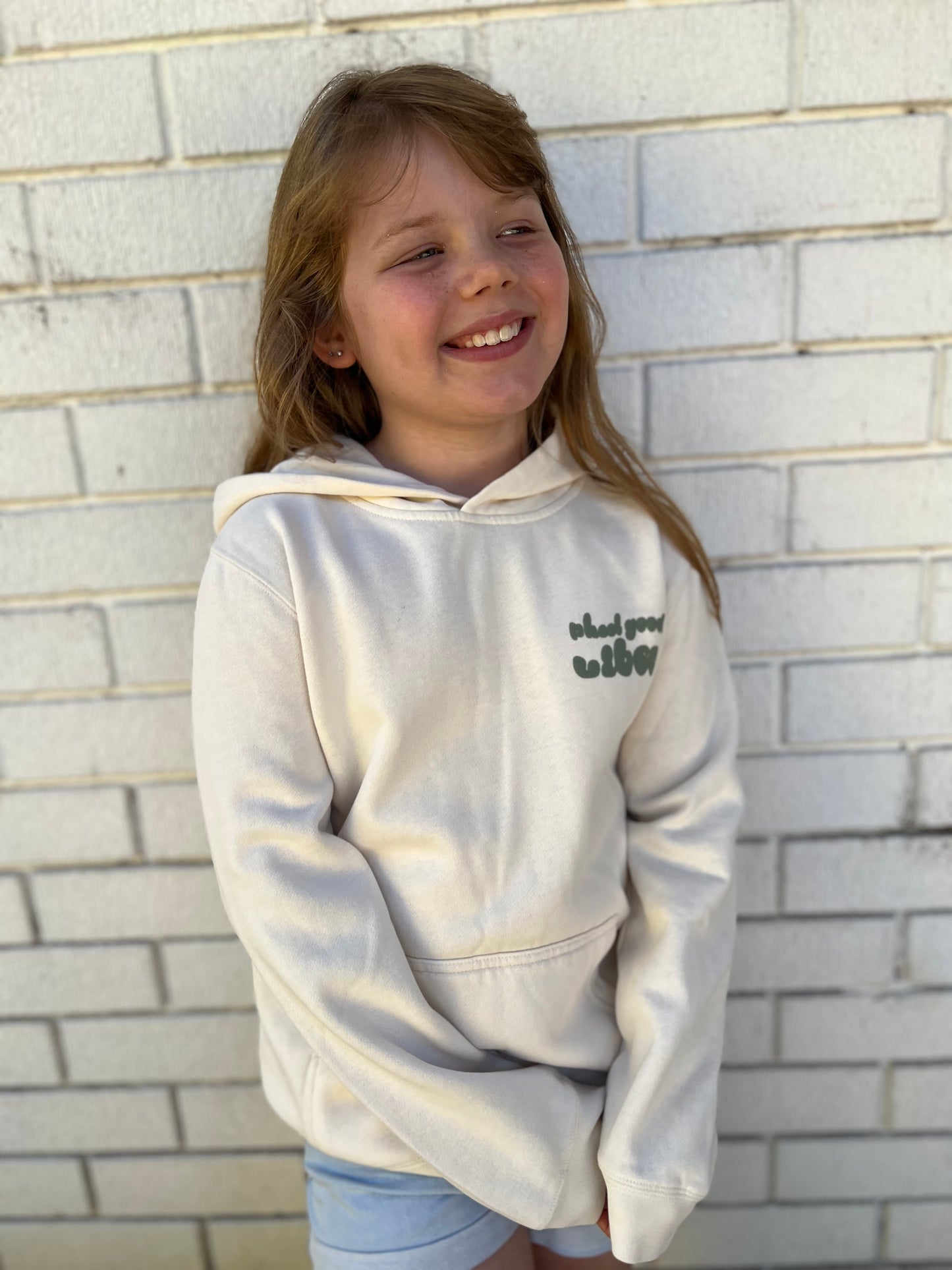 Pheel Good Vibes Hoodie in Cream